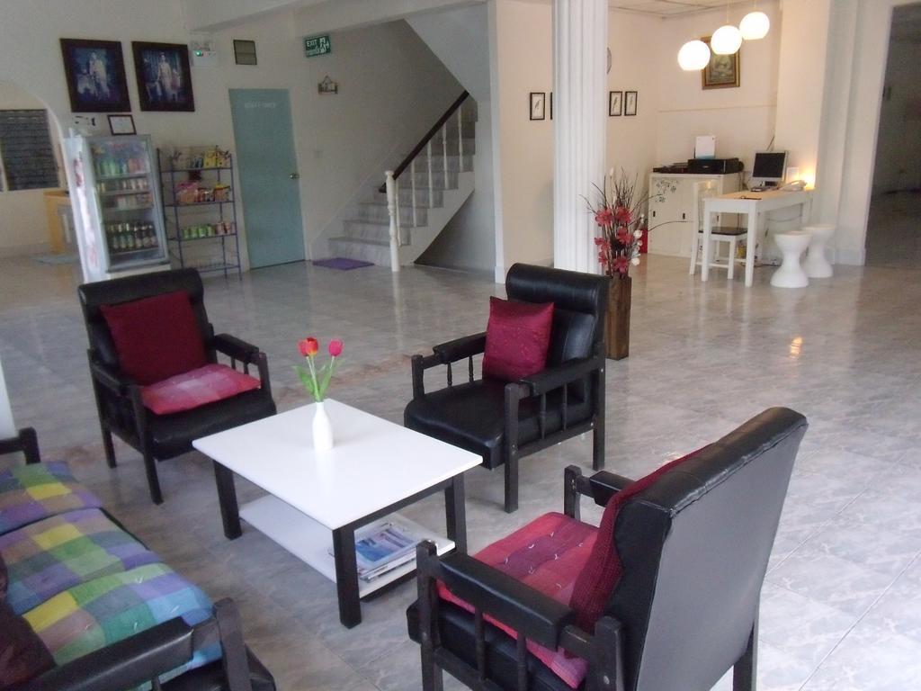 Albatross Guesthouse @ Thungwualaen Beach Pathiu 외부 사진