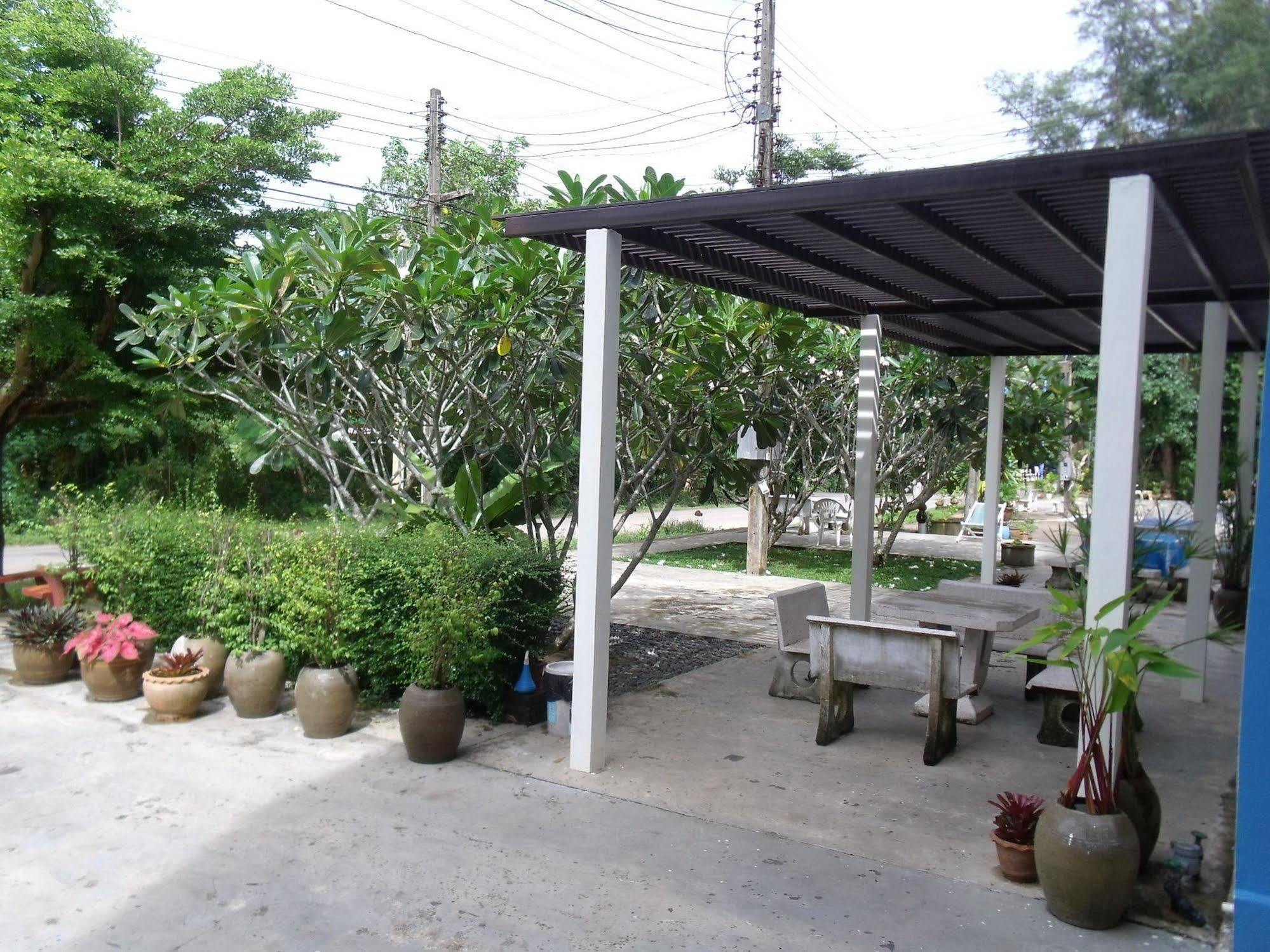 Albatross Guesthouse @ Thungwualaen Beach Pathiu 외부 사진