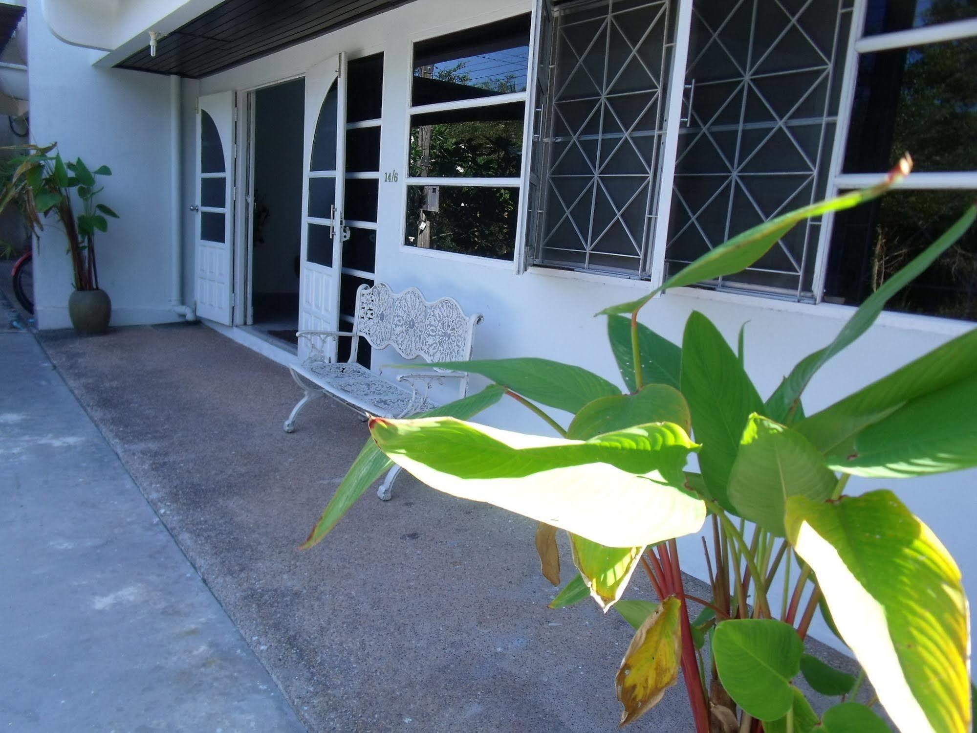 Albatross Guesthouse @ Thungwualaen Beach Pathiu 외부 사진