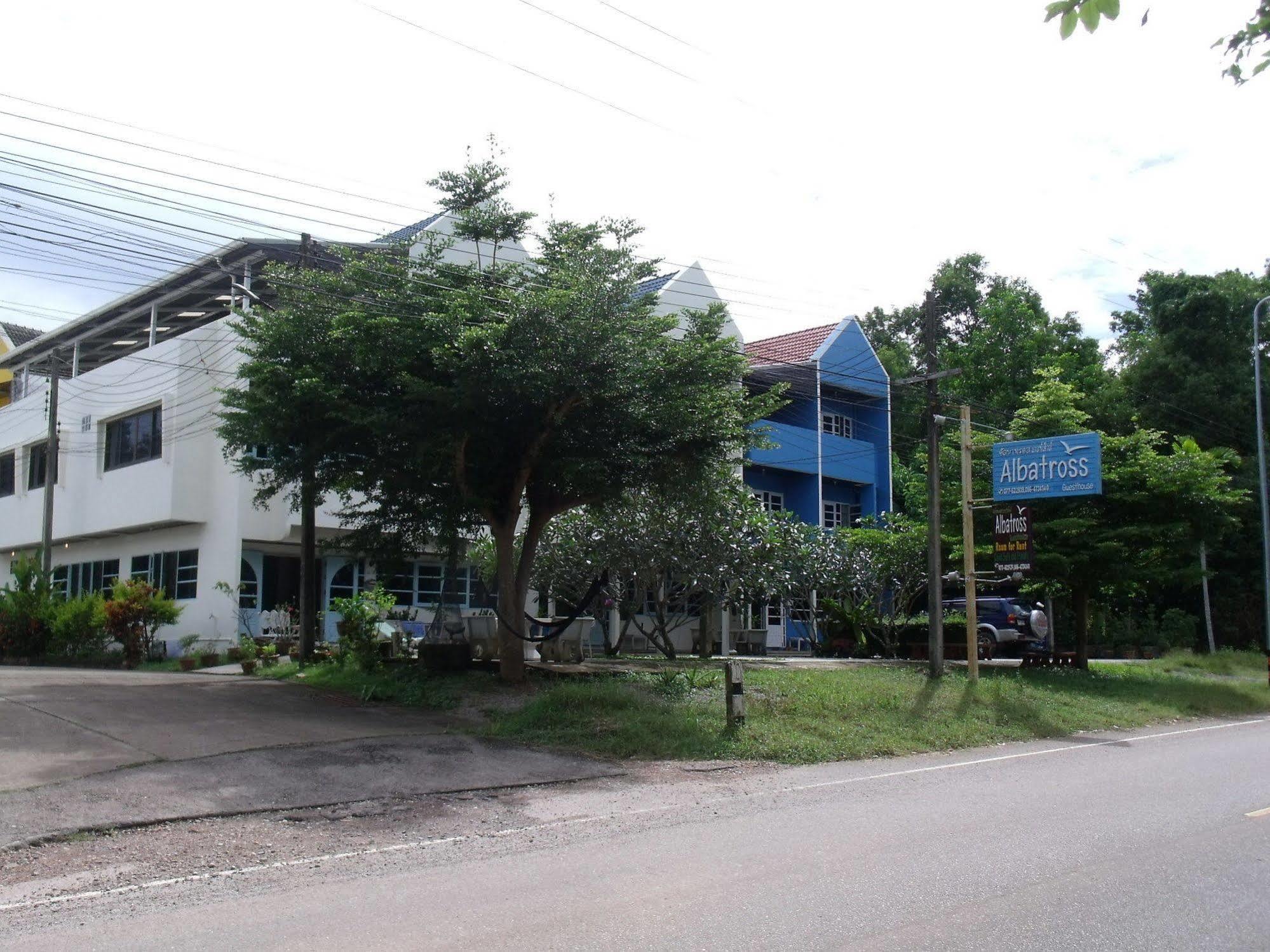 Albatross Guesthouse @ Thungwualaen Beach Pathiu 외부 사진